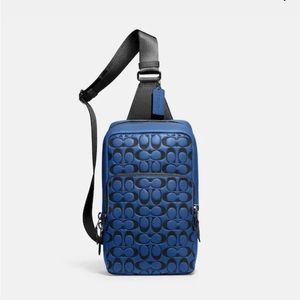 Coach Gotham Pack in Signature Canvass